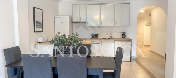 Apartamento de 3 dormitorios en Marbella, Spain No. 98217 3