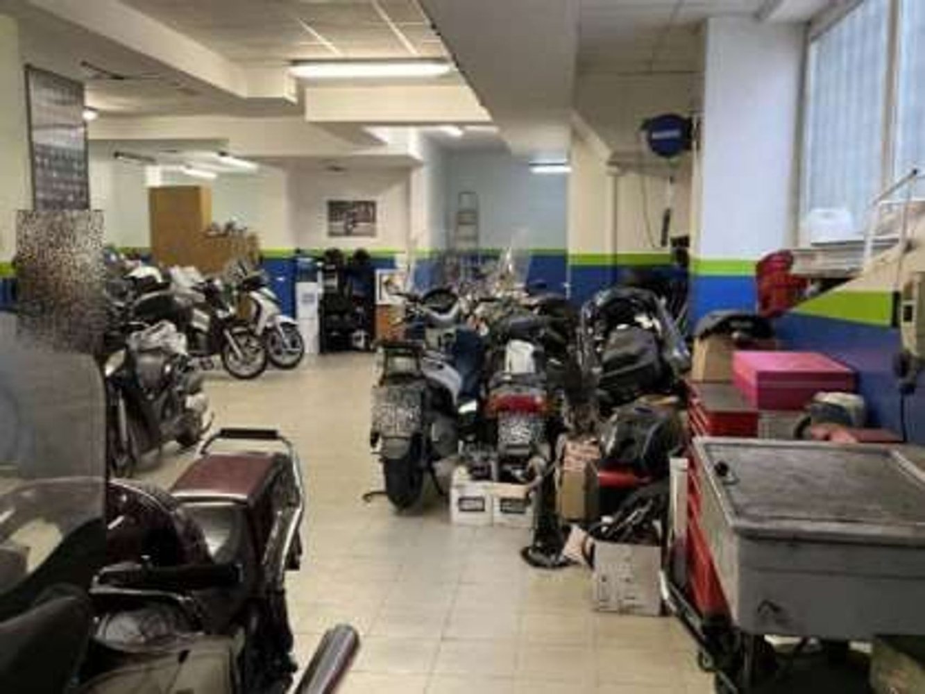  عقار تجاري في Rome, Italy 190متر مربع رقم 202086