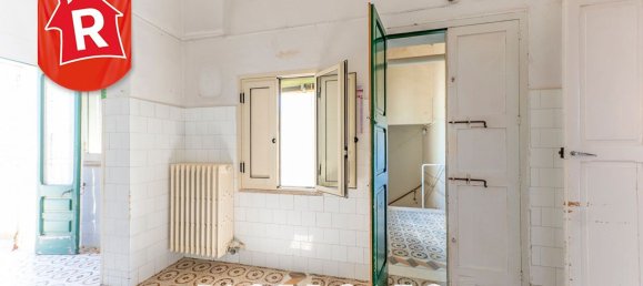 5 rooms Apartment in San Donato di Lecce, Italy No. 280521 20