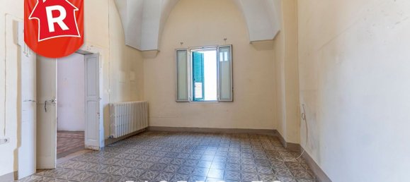 5 rooms Apartment in San Donato di Lecce, Italy No. 280521 14