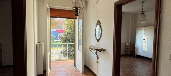 8 rooms House in Cavezzo, Italy No. 88804 28