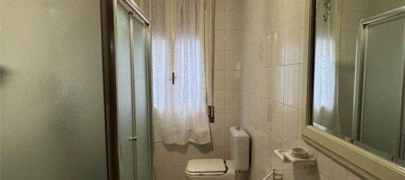 8 rooms House in Cavezzo, Italy No. 88804 21