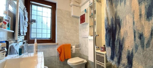 2 bedrooms House in Rome, Italy No. 260145 18