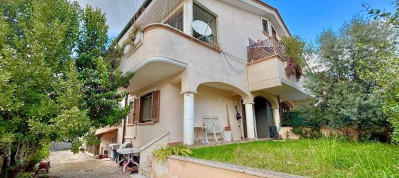 2 bedrooms House in Rome, Italy No. 260145 22