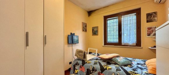 2 bedrooms House in Rome, Italy No. 260145 15