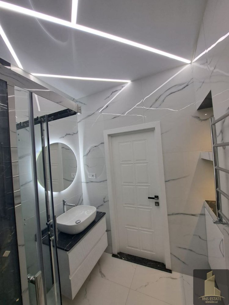 Квартира с 2 спальнями в Баку, Азербайджан № 2208