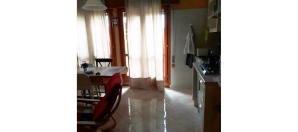 2 bedrooms Apartment in Due Carrare, Italy No. 252519 4