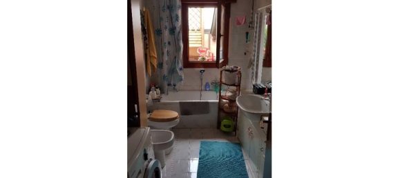 2 bedrooms Apartment in Due Carrare, Italy No. 252519 2