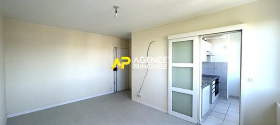 1 chambre Appartement à Bezons, France No. 359107 5