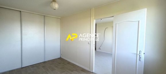 1 chambre Appartement à Bezons, France No. 359107 12