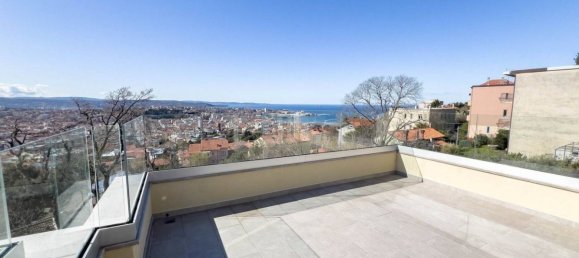 3 غرف نوم بانتهاوس في Trieste, Italy رقم 97547 4