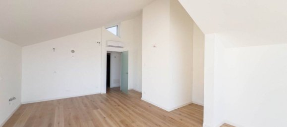 3 غرف نوم بانتهاوس في Trieste, Italy رقم 97547 10