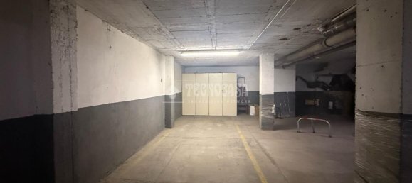  مرآب في Sants-Montjuic, Spain 14متر مربع رقم 164605 3