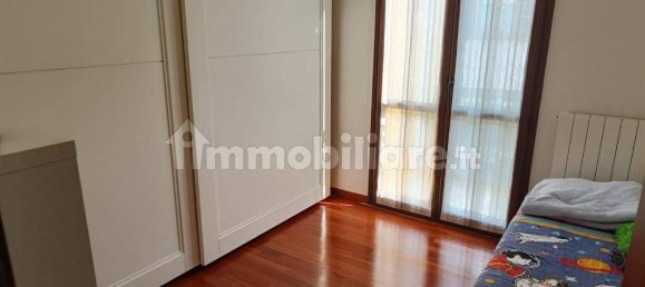 Apartamento de 2 dormitorios en Como, Italy No. 4026 8