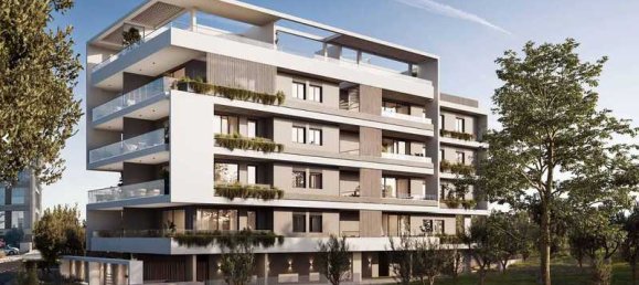 3 bedrooms Penthouse in Limassol, Cyprus No. 11680 2