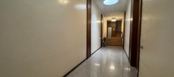 4-salle Appartement à Verona, Italy No. 289714 25