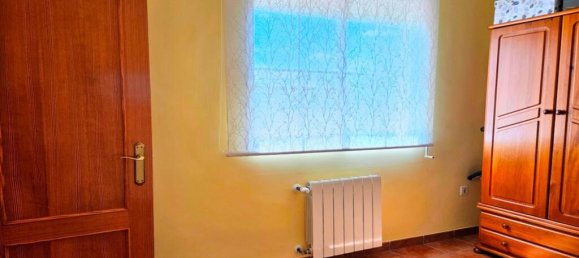 Villa de 4 dormitorios en La Pobla de Vallbona, Spain No. 173988 20