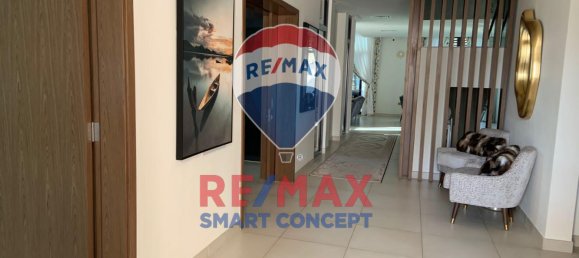 5 bedrooms Villa in Yas Island, UAE No. 19852 4