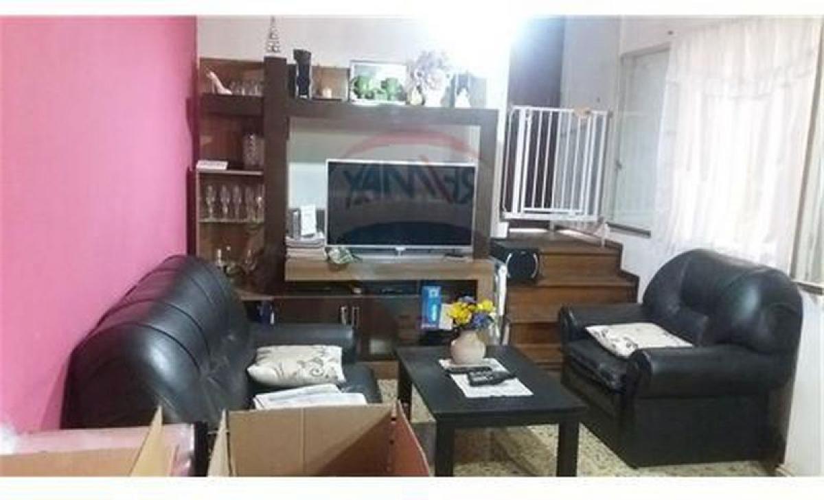 3 bedrooms House in Tres de Febrero, Argentina No. 58558