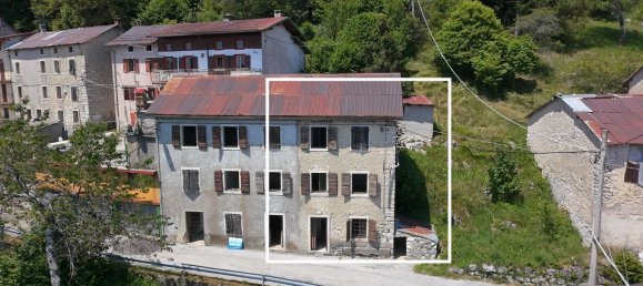 3 bedrooms House in Asiago, Italy No. 375870 4