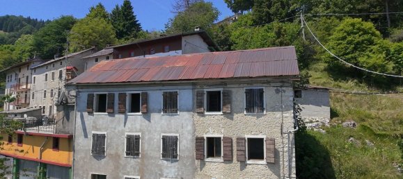 3 bedrooms House in Asiago, Italy No. 375870 8