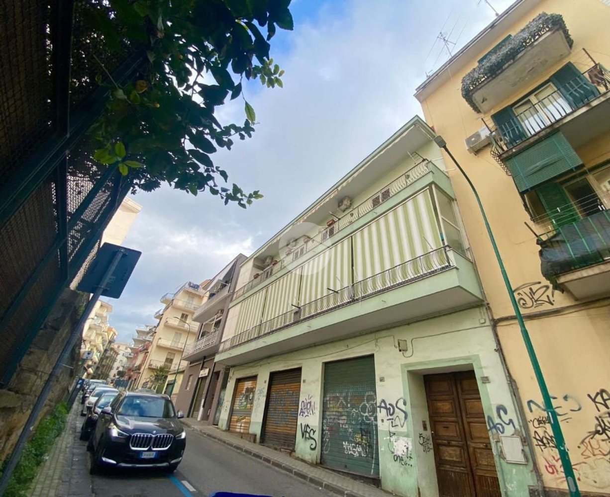 3 rooms Apartment in Torre del Greco, Italy No. 172024