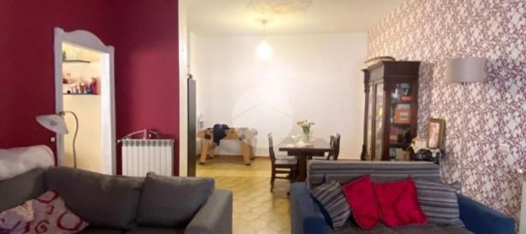 3 rooms Apartment in Torre del Greco, Italy No. 172024 7