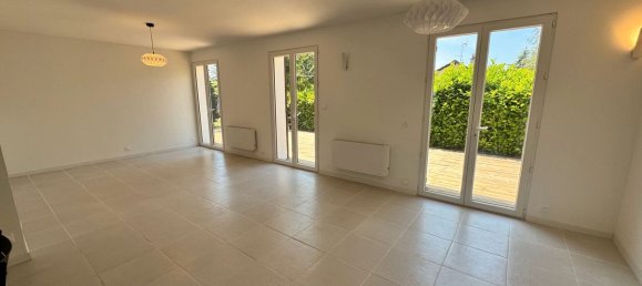 Дом с 3 спальнями в Роморантен-Лантене, Франция № 262874 4