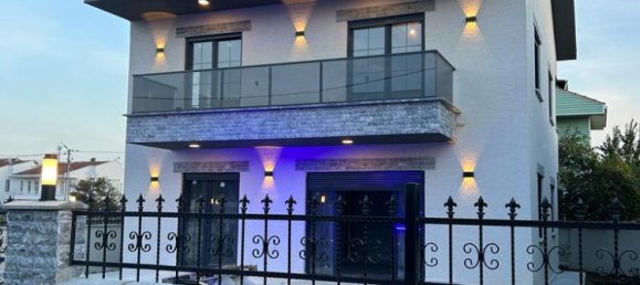 Недвижимость с 5 спальнями в Силиври, Турция № 20816 19