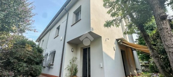 Дом с 5 спальнями в Карпи, Италия № 339271 26