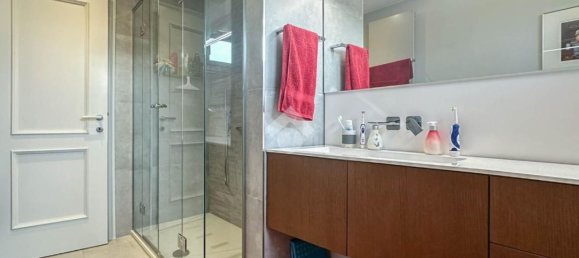 Дом с 5 спальнями в Карпи, Италия № 339271 21