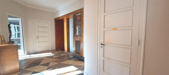 4 Schlafzimmer Wohnung in Saint-Etienne, France, Nr. 340364 8