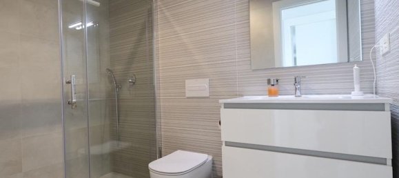 2 bedrooms Apartment in Alicante, Spain No. 177353 18