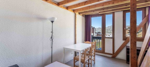 2 bedrooms Apartment in Les Belleville, France No. 1088 11