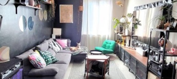 3 bedrooms House in Saint-Quentin, France No. 357728 3