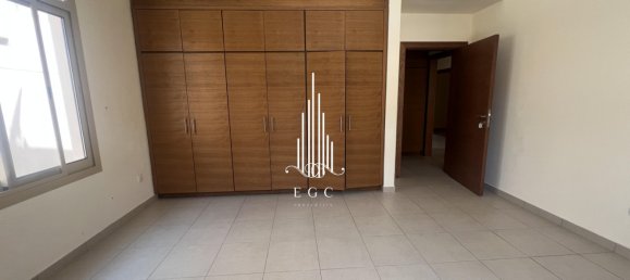 5 chambres Villa à Khalifa City, UAE No. 32727 13