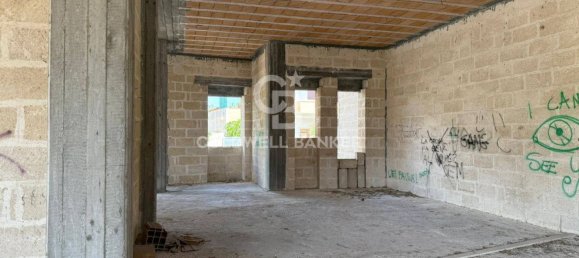 8 rooms House in Martano, Italy No. 260022 19