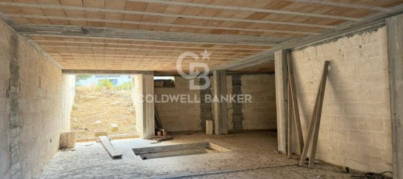 8 rooms House in Martano, Italy No. 260022 6