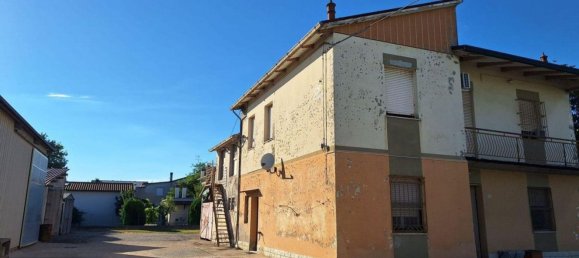 11 bedrooms House in Alfonsine, Italy No. 372472 2