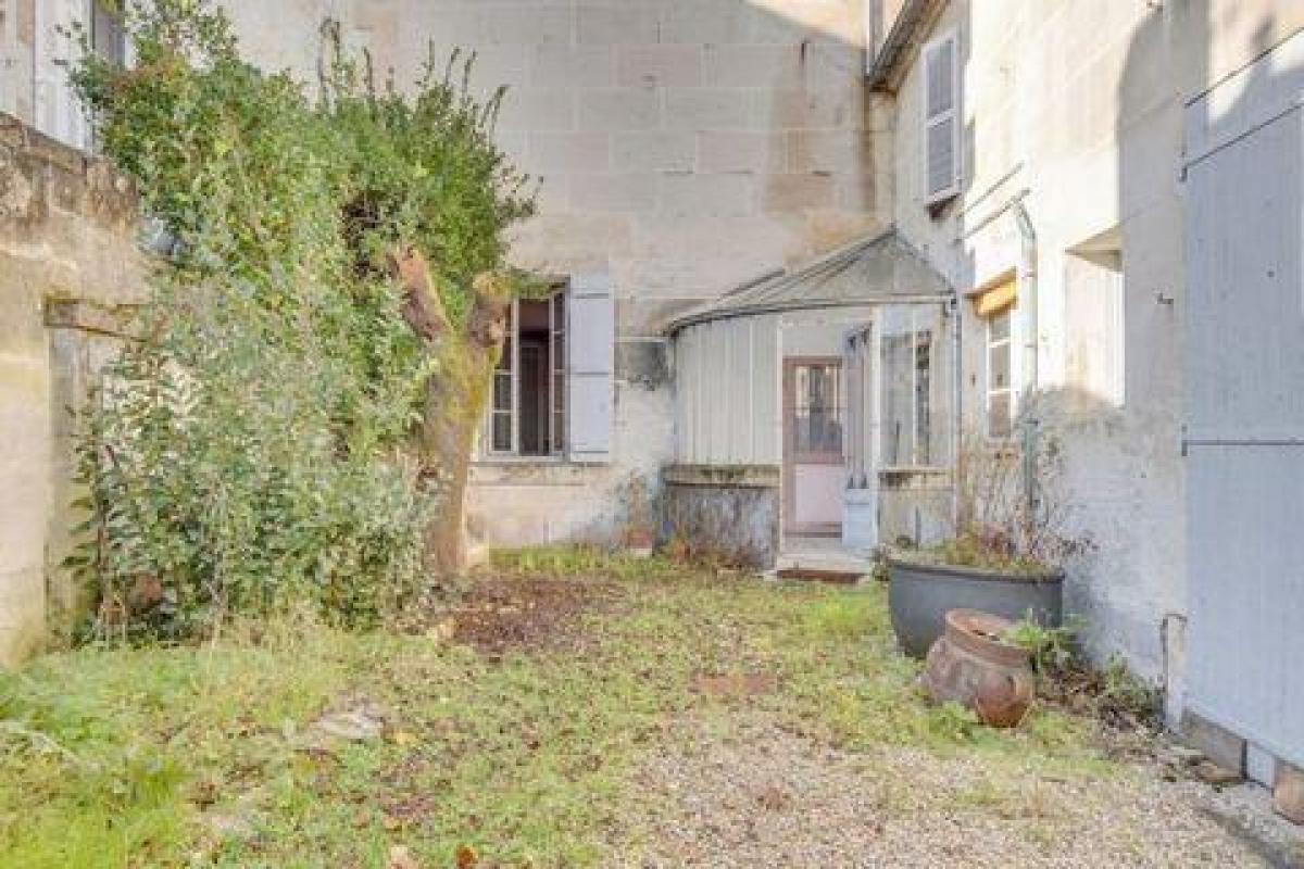 Дом с 7 спальнями в Жарнак, Франция № 25326