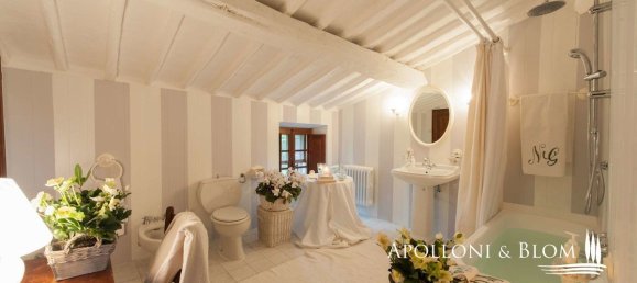 8 bedrooms House in Castellina in Chianti, Italy No. 57590 3