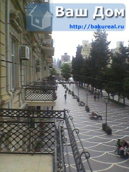 Apartamento de 3 dormitorios en Baku, Azerbaijan No. 732