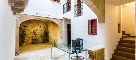  مكتب في Valletta, Malta 16متر مربع رقم 12502 5