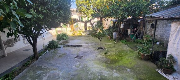 Casa de 3 divisões em Cardito, Italy N.º 160393 19