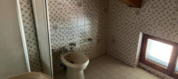 5 rooms House in Quarrata, Italy No. 28567 14