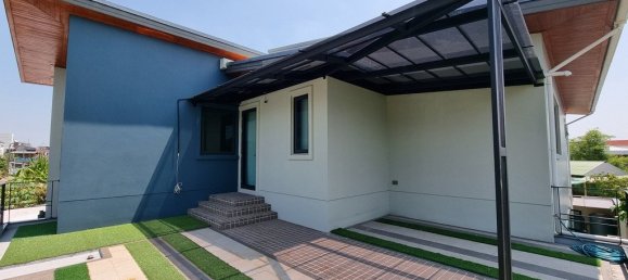 3 bedrooms Cafe / restaurant in Bangkok, Thailand No. 6225 16