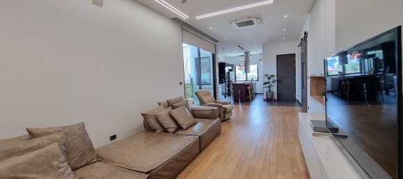 3 bedrooms Cafe / restaurant in Bangkok, Thailand No. 6225 3