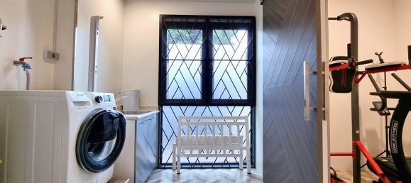 3 bedrooms Cafe / restaurant in Bangkok, Thailand No. 6225 22