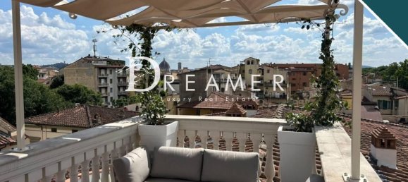 13 rooms Penthouse in Florence, Italy No. 279520 3