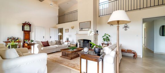 5 Schlafzimmer Villa in Uzes, France, Nr. 321818 3